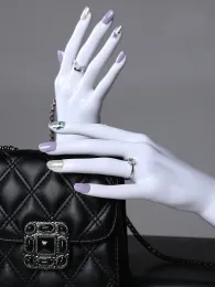 Hett försäljning! Plast mannequin hand för nagelkonst och smycken display