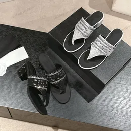 Kadın Tongs Sandalet Slingbacks Elbise Ayakkabı Tasarımcı Terlik Strass Mule Mektup C Klasik Siyah Gümüş Günlük Ayakkabı 24ss Yaz Açık Mekan Ayakkabı