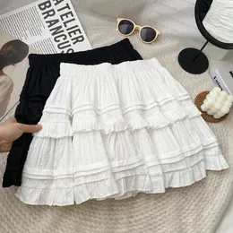 Surmiitro мини -плиссированная юбка Женщины 2023 Летняя корейская мода белая черная все матч -оборки эстетическая высокая талия самка 240408