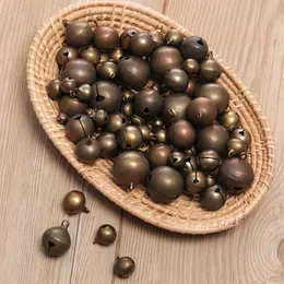 10 pezzi fatti a mano in bronzo retrò piccolo piccolo rame da jingle campana da collana che produce utensile artigianato campestre