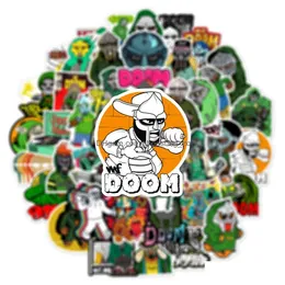 ملصقات لعبة الأطفال 50pcs بارد الهيب هوب مغني الراب MF Doom Singer ITI ملصق لوح التزلج على الدراجات النارية شارات الدراجات بالجملة تسليم DHUMW