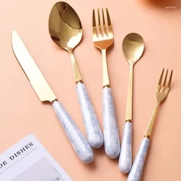 Geschirrssätze 5pcs/Set Tableware Edelstahllöffel Steak Gabeln Messer Keramikgriff Castlery Western Küchenwerkzeuge