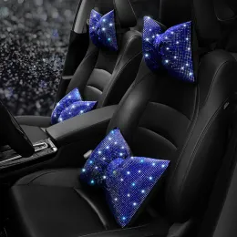 1PC Diamond Crystal Bowknot Szyjka Szyjka Poduszka Rhinestone Auto Headrest Foteel Wspornik Wspornik Talia Bling Car Akcesoria dla kobiet