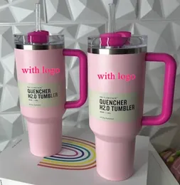 Pink Flamingo 40oz Quencher H2.0 أكواب القهوة أكواب في الهواء الطلق في الهواء الطلق كوب سيارة كوب من الفولاذ المقاوم للصدأ من الفولاذ المقاوم للصدأ مع هدية عيد الحب مع الشعار 410