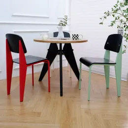 Nordiska äkta trä matstolar metall förtjockad ryggstödstol Bekväm matbord och stol hemstolar vardagsrum