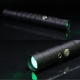 Spada laser a doppio taglio RGB 7 Colori Cambia spada laser a LED due in un suono switch shaber suoni in metallo completo