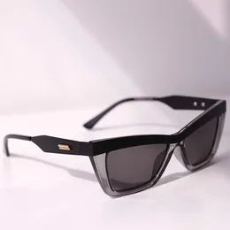 Sonnenbrille für Frauen in Europa und Amerika 22 personalisierte moderne Stile Herren quadratischem Gesicht großer UV -resistenter Sonnenschutzfahrer