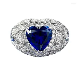 Anelli a grappolo di lusso e minimalista 925 sier anello di zaffiro artificiale a forma di cuore con ad alto diamante di carbonio versatile in nicchia d dhzth