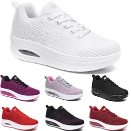 2024 scarpe casual scarpe sportive nuove scarpe da ginnastica da ginnastica Nuovo stile di donne dimensioni per scarpe per leisure 35-40 sneaker GAI