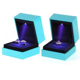 Caixa de colar de anel LED Caixa de noivado de anel de anel de jóias Exibir caixas de embalagem de estojo de presente com estojos com estojos leves por atacado