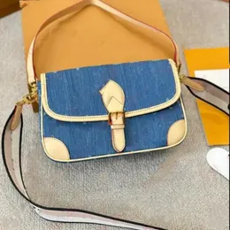 Najlepsza nowa torba projektantów mody retro dżinsowa torba damska torba crossbody luksusowa torebka torba na ramię niebieskie dżinsowe torba crossbody portfel M57790 M24564 Torby podróży