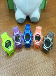 Sıradan Saatler Yeni Moda Jelly Watch Daliry Life Waterproof Dış Spor Karikatür Saatler Erkek Kızlar KIZ039S Çocuklar039S Digit7977579