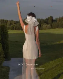 Oloey 2024 Einfache satin kurze Hochzeitsfeier Kleider mit Bugschleier Mini sexy Brautkleider Robe de Mariage formelle Kleidung