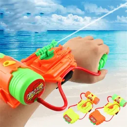 Wasserpistole Spielzeug Spaß Spray Handgelenk Handheld Childrens Outdoor Beach Spielen Wasserspielzeug für Jungen Sport Summer Pistol Pistole Waffe Geschenke 240409