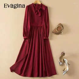 Casual Dresses Evagina Fashion Runway Designer Women's Stand Collar Bow Tie Lace-Up Lantern Långärmad elegant temperament Retroklänning