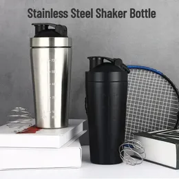 Garrafa para shakes de vazamento de aço com pó de proteína esportiva xícara de ginástica shaker aço inoxidável água fitness água 500750ml Sala de soro 240409