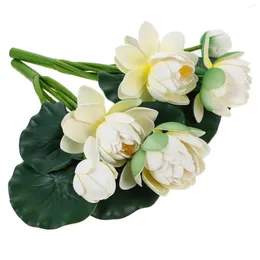 الزهور الزخرفية 2pcs أوراق الاصطناعية إيفا بوكيه الحفلات لحفلات حفلات الزفاف للديكرين الداخليين (أبيض)