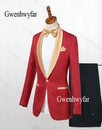 Gwenhwyfar Gold Lapel Tuxedos Red Jacquard Blazer Men Stuit For Wedding Promフォーマルメンズスーツ2ピース2019 JacketPants9655362