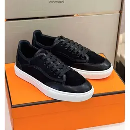 Luksusowy projektant Get Sneakers Buty męskie sportowe trenerzy Technical Man Casual Breath Runner Sole Party Wedding Board Walking EU38-46 24 24