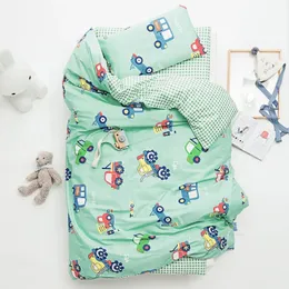 3pcs Baby Bedding Set Boy Girl Cartoon Cartoon Мягкий детский сад для хлопчатобумажной кроватки для кровати включает в себя наволочка для кровати.