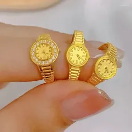 Clusterringe 1PCS Punk für Frauen Mann Retro Gold Color Watch Form Persönlichkeit Ring Verstellbarer Öffnung Schmuckzubehör Geschenk