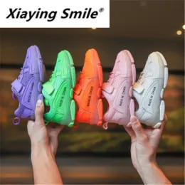 Tênis xiaying sorriso outono 2019 Novos sapatos esportivos para crianças candicolor tênis de corrida de letra de papai respirável para meninos e meninas