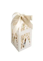 Geschenkverpackung 100pcsset Wedding Favours Boxen Hollowout Paper Candy Box mit Band Brautbabysbabys Dekoration 2569594