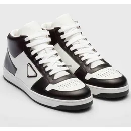 Popular Casual-stylish Downtown Men Shoes High Top Nappa Leather White Black Sneaker Top Brand Wholesale Discount Man Skateboard Walking with Box
