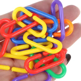 50pcs/Los Plastik-Papageien-Spielzeug C-Clips Haken Kette C-Links Zuckergleiter Rattenpapagei Vogel-Spielzeug Teile Shot Vogelzubehör