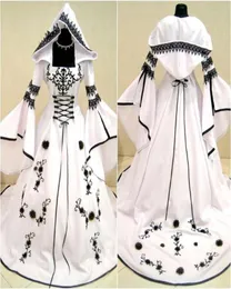 Renaissance Medieval Vintage Black and White Wedding Dresses 2019 långärmad broderi spetsa applicerad laceup tillbaka gotisk brud4406078