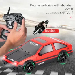 1/24 RC DRIFT ARAÇ İLE 2.4G RADYO KAPALI KONTROL ETİCİ ARAÇLARI ÇOCUKLAR İÇİN YÜKSEK HIZLI TRE TRE ARAÇ ERKEKLERİ Kız Kız Oyuncakları Hediyeler