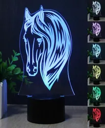 2017 Nuovo cavallo Testa 3D Lampada da tavolo a led Colorful 7 Color Change Denni di decorazione della luce notturna acrilica7948045