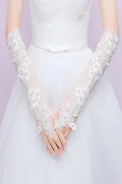 Weiße Brauthandschuhe unter Ellbogenlänge Hochzeitshandschuhe Frauen Fingerless Spitzen Applique Braut Handy Dress Accessoires 7492879