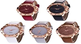Whole Pu Leather Crystal Watch 5 أنماط راينستون ساعات Sky Sky Lristings for Women Girls Gift Daily Associory250A1749993