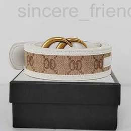 Designer di cinture 2021 da donna in pelle da uomo Donne nere 1Snake Big Gold Buckle Men Classic Casual Pearl Belt Ceinture985 78PF