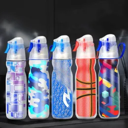 Ny 590 ml färgglada LDPE Spray Cool Summer Sport Water Bottle Portable Climbing Outdoor Bike Shaker Mina vattenflaskor