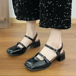 Sandaler Mary Janes Shoes Women Square Toe Lolita Chunky tofflor Summer 2024 Mid Heels Flip Flops Pumps Femme Zapatillas Slides