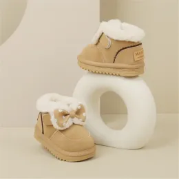 Stivali 2023 Nuove scarpe per bambini invernali per ragazze in pelle Butterflyknot calda peluche per bambini stivali in gomma sola sola per bambini