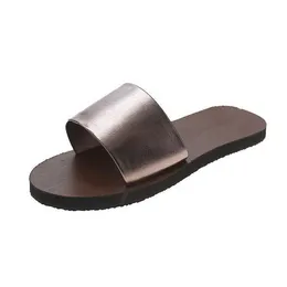 Slippers Woman Sandals 2022 Лето повседневное комфорт Beac Fashion Flat Women Женщины на открытом воздухе закрытые пальцы на пальцах zapatillas muje h240409 7h1g