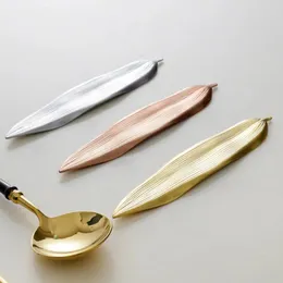 Geschirrsets Küchentabellen Edelstahl japanischer Halter Blattform Chopstäbchen ruhen