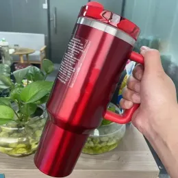 Novo feriado vermelho co-brand 4 40oz Tumblers edição limitada rosa de 40 oz 40oz garrafa de água de parada rosa xícaras 0327