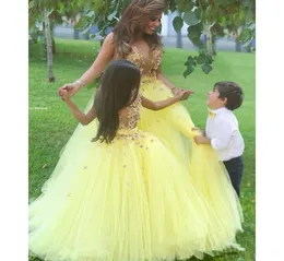 Yellow Tulle Princess Flower Girl Dresses Floor Length Matched Sash Applique Sheer Girls Birthday Pageant Gowns First Communion Dr5370564