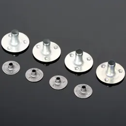 100pcs 12.5*2.5mm 20*5mm 내구성 왁스 캔드 캔들 빅 메탈 지속기 캔들 위크베이스 홀더 유용한 도구 캔들 제조 DIY 키트