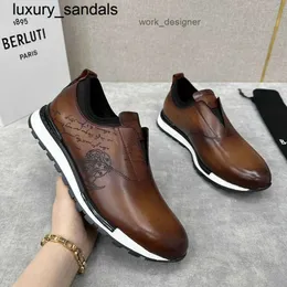 Berluti Business Lederschuhe Oxford Calfskin handgefertigt von Top -Quality Low Top Sports Scritto Muster Ein Schritt Sneakerwq UF4V