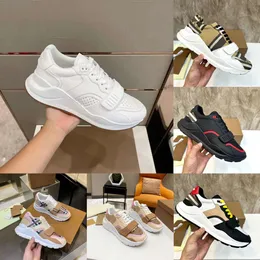 최고 BB 신발 디자이너 Bayberry Shoe Vintage Sneaker Striped Men Women Checked Sneakers Platform Lattice Casual Shoes Shades Flats Shoe Classic Outdoor Shoe 617