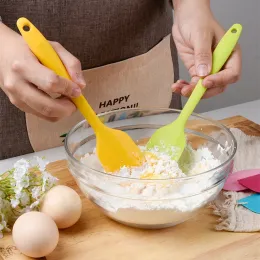 Çok renkli 20.5* 4cm Gıda Dereceli Silikon Kek Spatula Yapışmaz Karışım Tereyağı Hamur Pastası Sıyırıcı Mutfak Pişirme Araçları