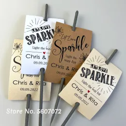 Kraft Paper 100st Glow/Sparkler Stick Taggar Personliga bröllopsfyrverkstagar Let Love Sparkle