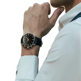 Armbanduhrenschatmen Männer elegante Handgelenks Uhren Ultra dünner analoge Quarz mit Pu -Riemen für Geschäftsarbeit lässig