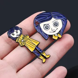 Horror Movie Coraline Emamel Pins Brooch Cute Yellow Figure Brosches For Women Girls Lapel Pins Hallowmas smycken gåva