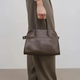 黒 キュロット ベルト付き　margaux Margaux Shoulder 12 Bag Black in Leather – The Row